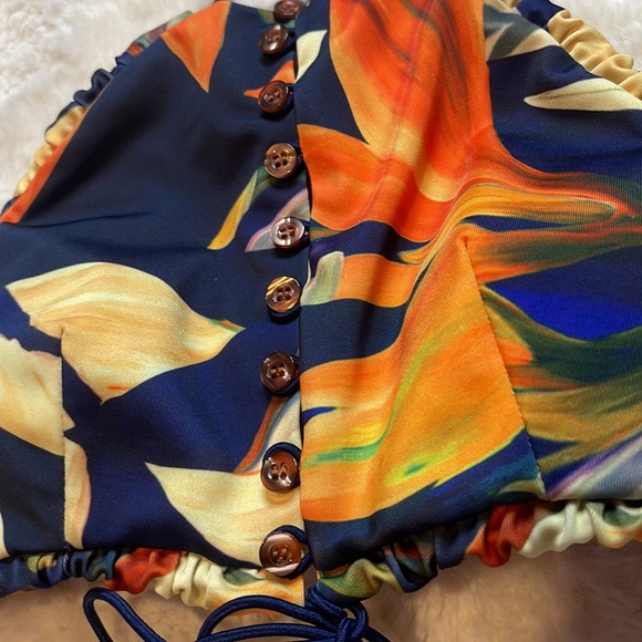 OCHIE Bikini Top - SIZE: XS - Picture 2 of 4